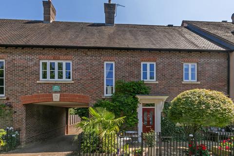 5 bedroom townhouse for sale, Winchester, SO22