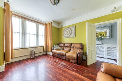 4 bedroom semi-detached house for sale, Waddon Park Avenue, Croydon CR0