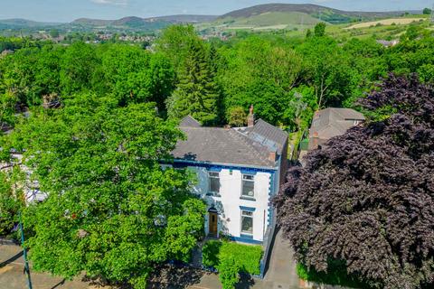 5 bedroom end of terrace house for sale, Mottram Road, Stalybridge SK15