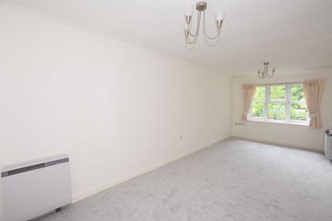 1 bedroom apartment for sale, Lenten Street, Alton