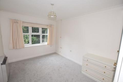 1 bedroom apartment for sale, Lenten Street, Alton