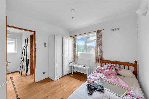 7 Batchwood Green, Orpington, BR5 2NE