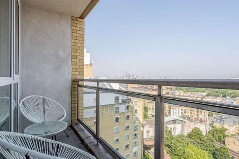 2 bedroom flat to rent, Westferry Circus, London E14