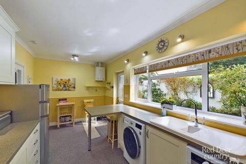 8 Tower Hill, Williton, Taunton, TA4 4NT