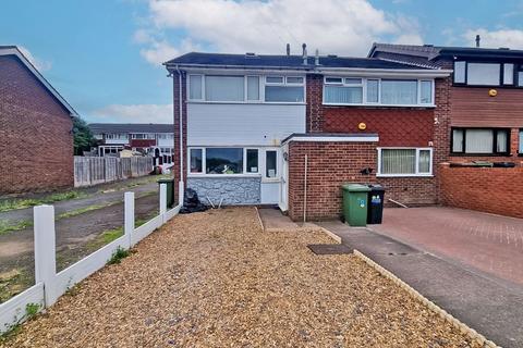 3 bedroom terraced house for sale, Orchard Close, Willenhall