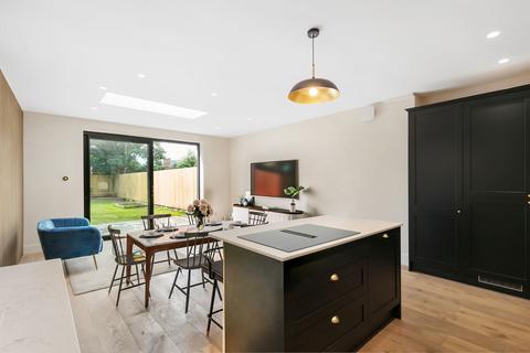 21 Manor Grove, Richmond, TW9 4QQ