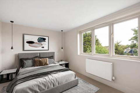 21 Manor Grove, Richmond, TW9 4QQ