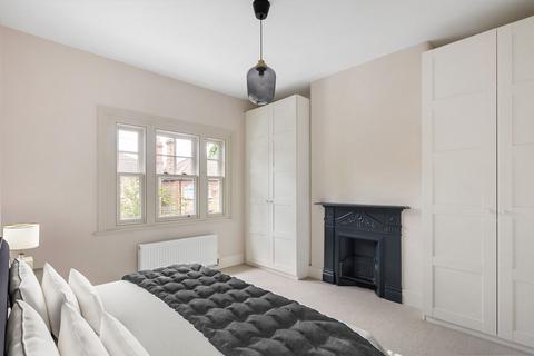 21 Manor Grove, Richmond, TW9 4QQ