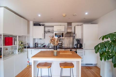 2 bedroom apartment for sale, Central Quay North, Broad Quay, BS1