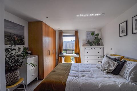 2 bedroom apartment for sale, Central Quay North, Broad Quay, BS1