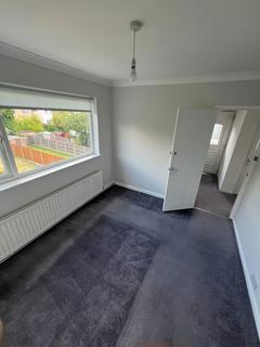 2 bedroom maisonette for sale, Downbank Avenue, Barnhurst DA7