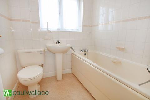 10 Denny Gate, Cheshunt, Waltham Cross, EN8 0XF