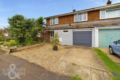 3 bedroom semi-detached house for sale, Grove Avenue, New Costessey, Norwich