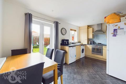 3 bedroom end of terrace house for sale, Robin Avenue, Harleston