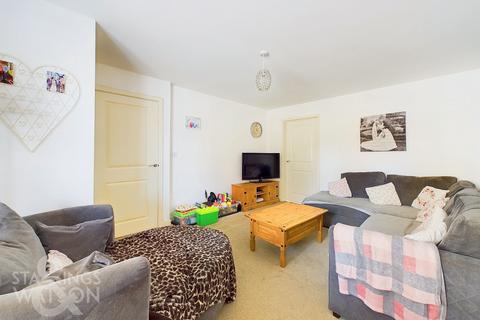 3 bedroom end of terrace house for sale, Robin Avenue, Harleston