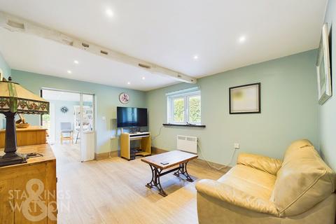 Meadow Cottage Denton Road, Bedingham, Bungay, NR35 2AU