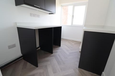 3 bedroom townhouse for sale, Holywell Road, Mexborough S64