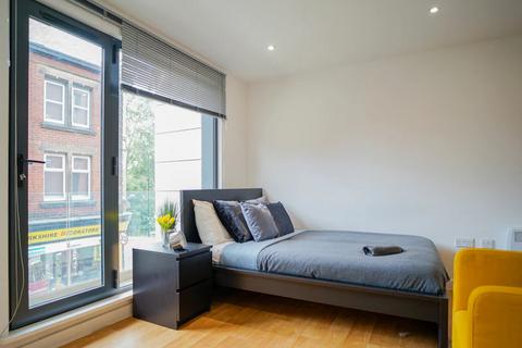 Studio to rent, Furnace Hill, Sheffield