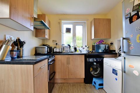 2 bedroom semi-detached house to rent, Martinscroft Road, Wythenshawe, Manchester, M23