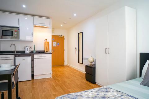 Studio to rent, Furnace Hill, Sheffield