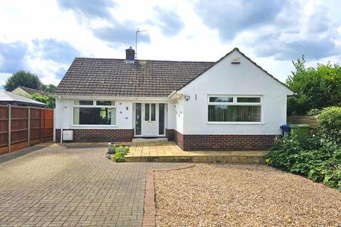 3 bedroom detached bungalow for sale, Mill Lane, Gloucester