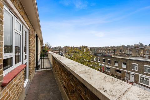 2 bedroom flat to rent, Monsell Road, N4