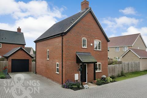 3 bedroom detached house for sale, Hare View, Great Ellingham, Attleborough