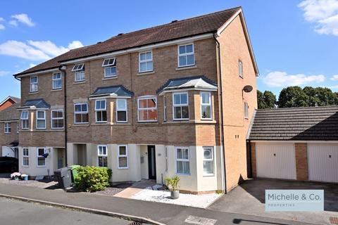 4 bedroom end of terrace house for sale, Steel Close, Bromsgrove