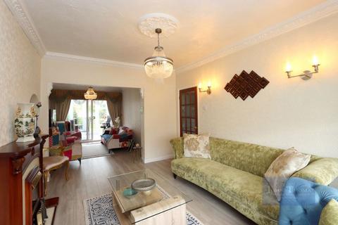 3 bedroom semi-detached house for sale, Freshwell Avenue, Romford RM6