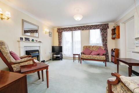 2 bedroom retirement property for sale, Park Place, Cheltenham GL50