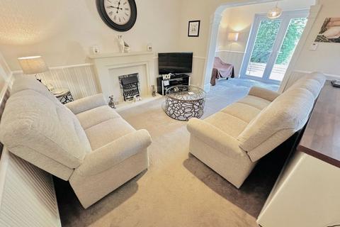 3 bedroom detached house for sale, Gorge Road, Sedgley DY3