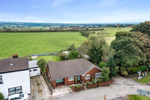 3 bedroom detached bungalow for sale, 2a Toddington Lane, Haigh WN2