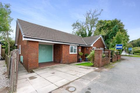 3 bedroom detached bungalow for sale, 2a Toddington Lane, Haigh WN2