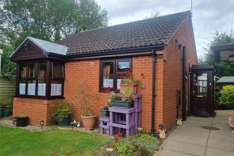 2 bedroom bungalow for sale, 28 Goosefield Close, Market Drayton, Shropshire