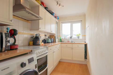 2 The Meadows, Sawbridgeworth, CM21 9PY