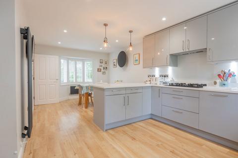 1 Jordon Close, Stansted, CM24 8SH