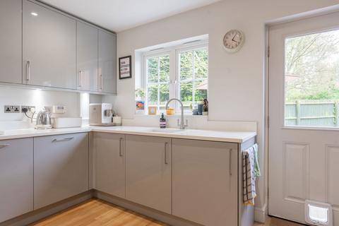 1 Jordon Close, Stansted, CM24 8SH