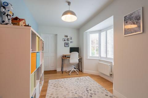 1 Jordon Close, Stansted, CM24 8SH
