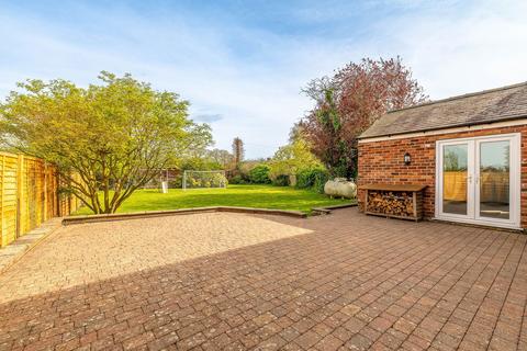 4 bedroom detached house for sale, Crosby Lane, Lincoln LN5