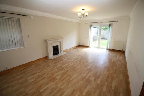 7 Bower Gardens, Stalybridge, SK15 2UY