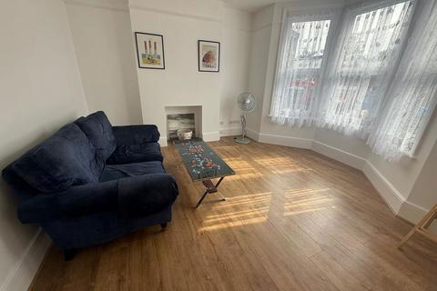 3 bedroom terraced house for sale, Grosvenor Road, Broadstairs CT10