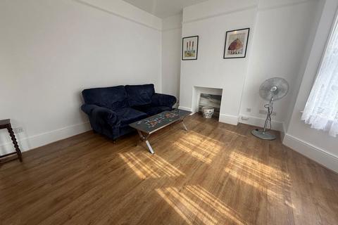 3 bedroom terraced house for sale, Grosvenor Road, Broadstairs CT10