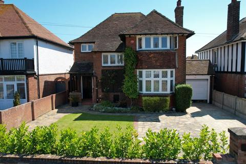 4 bedroom detached house for sale, Gresham Avenue, Margate CT9