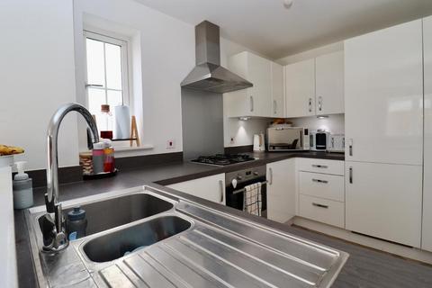 3 bedroom townhouse for sale, Lake Drive, Hythe, Kent, CT21 4BN