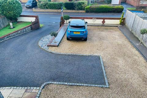 1a Pack Lane, Oakley, Basingstoke, RG23 7BD