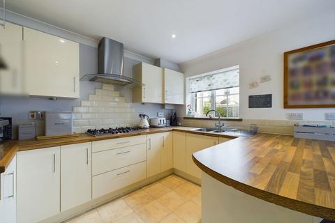 67 Camford Close, Beggarwood, Basingstoke, RG22 4UJ