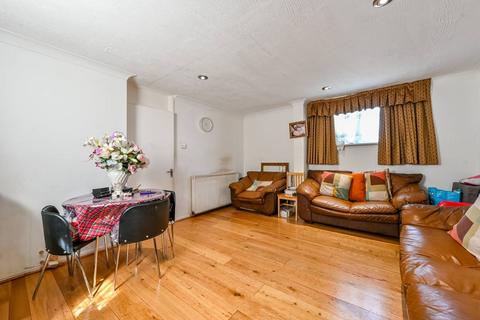 3 bedroom maisonette for sale, Eade Road, Harringay, London, N4