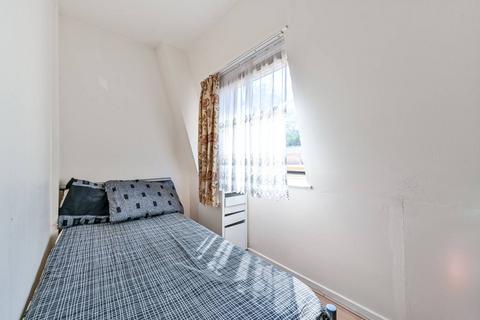 3 bedroom maisonette for sale, Eade Road, Harringay, London, N4