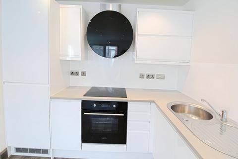 2 bedroom flat to rent, New Briggate, Leeds, West Yorkshire, LS1