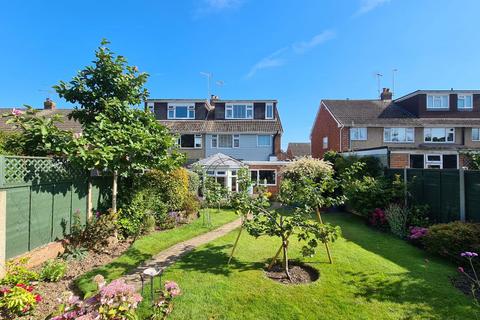 4 bedroom semi-detached house for sale, Glebe Crescent, Chelmsford CM1